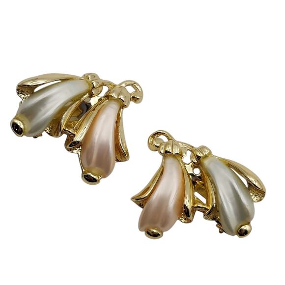 Pastel Pink & Seafoam Green Necklace & Clip Earrings Set Molded Plastic Lucite - Picture 8 of 16